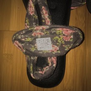 Sanuk Shoes - Sanuk Yoga Sling Sandals- Rose Sanuk Shoes - Sanuk Yoga Sling Sandals- Rose